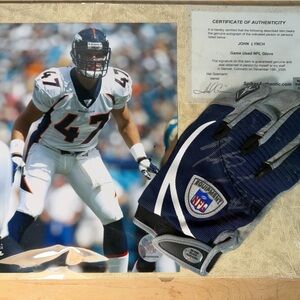 Game worn signed John Lynch Glove Signed  Denver Broncos